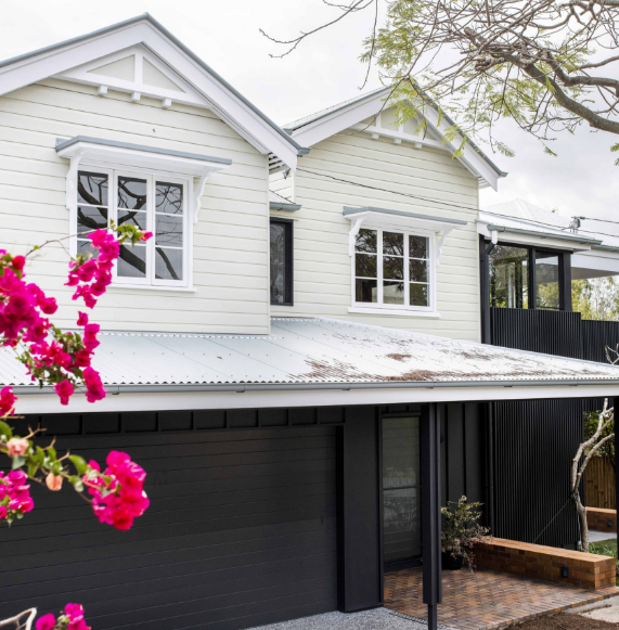 A beautiful Queenslander home exterior